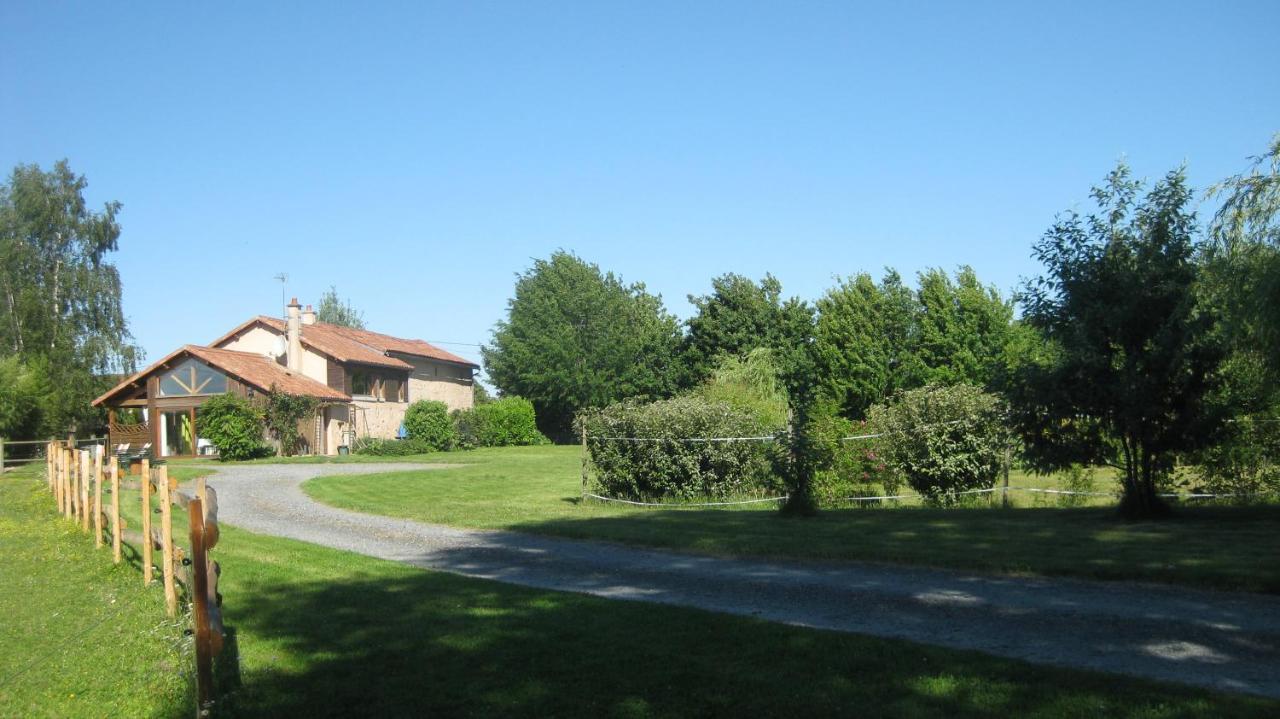 Bed and Breakfast Les Croisettes Le Pin  Zewnętrze zdjęcie